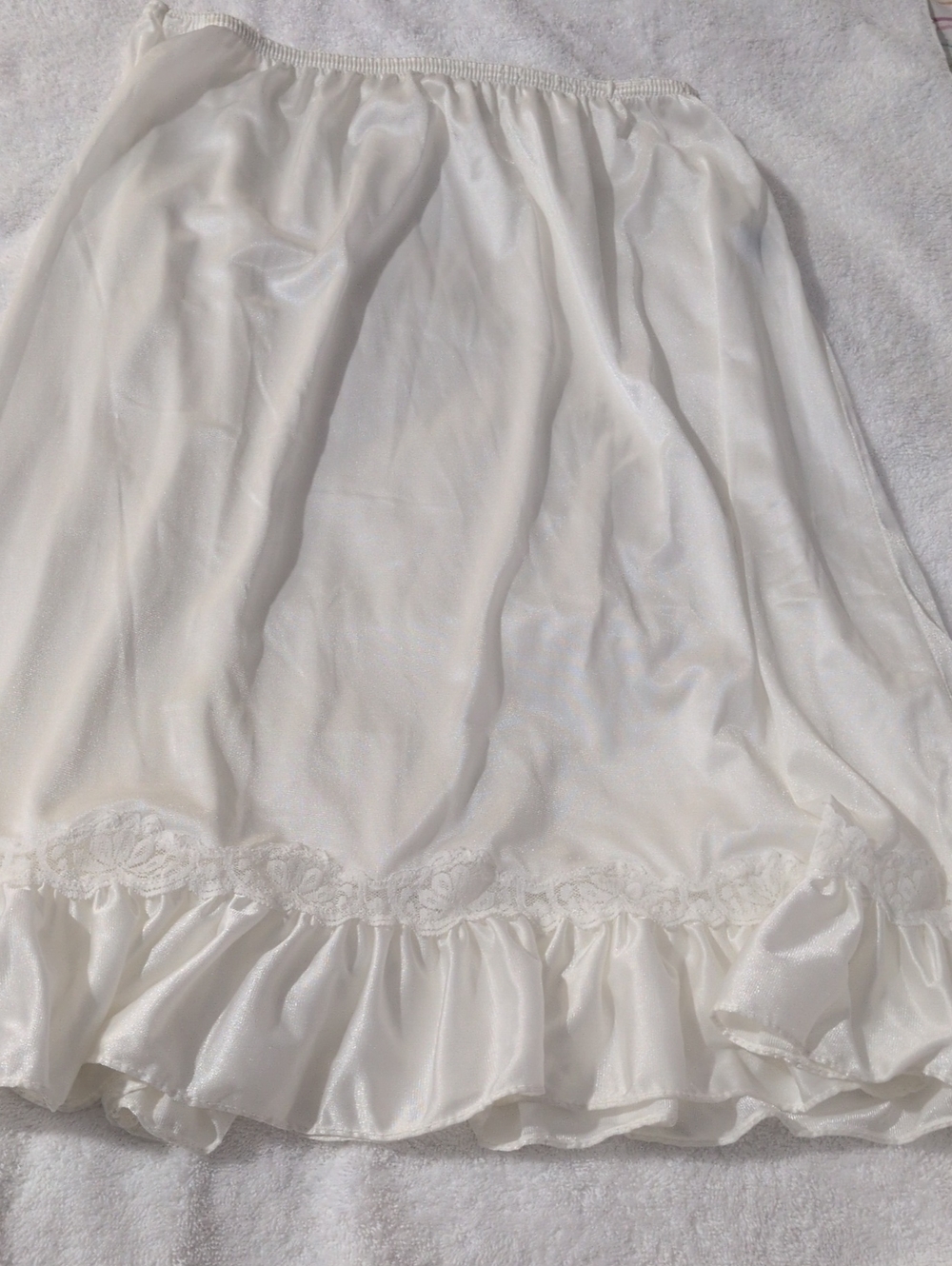 Vintage Ruffled Half Slip